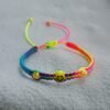 Pulsera tejida con bolita - Imagen 3